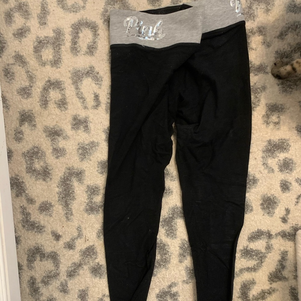 Victoria’s Secret PINK leggings